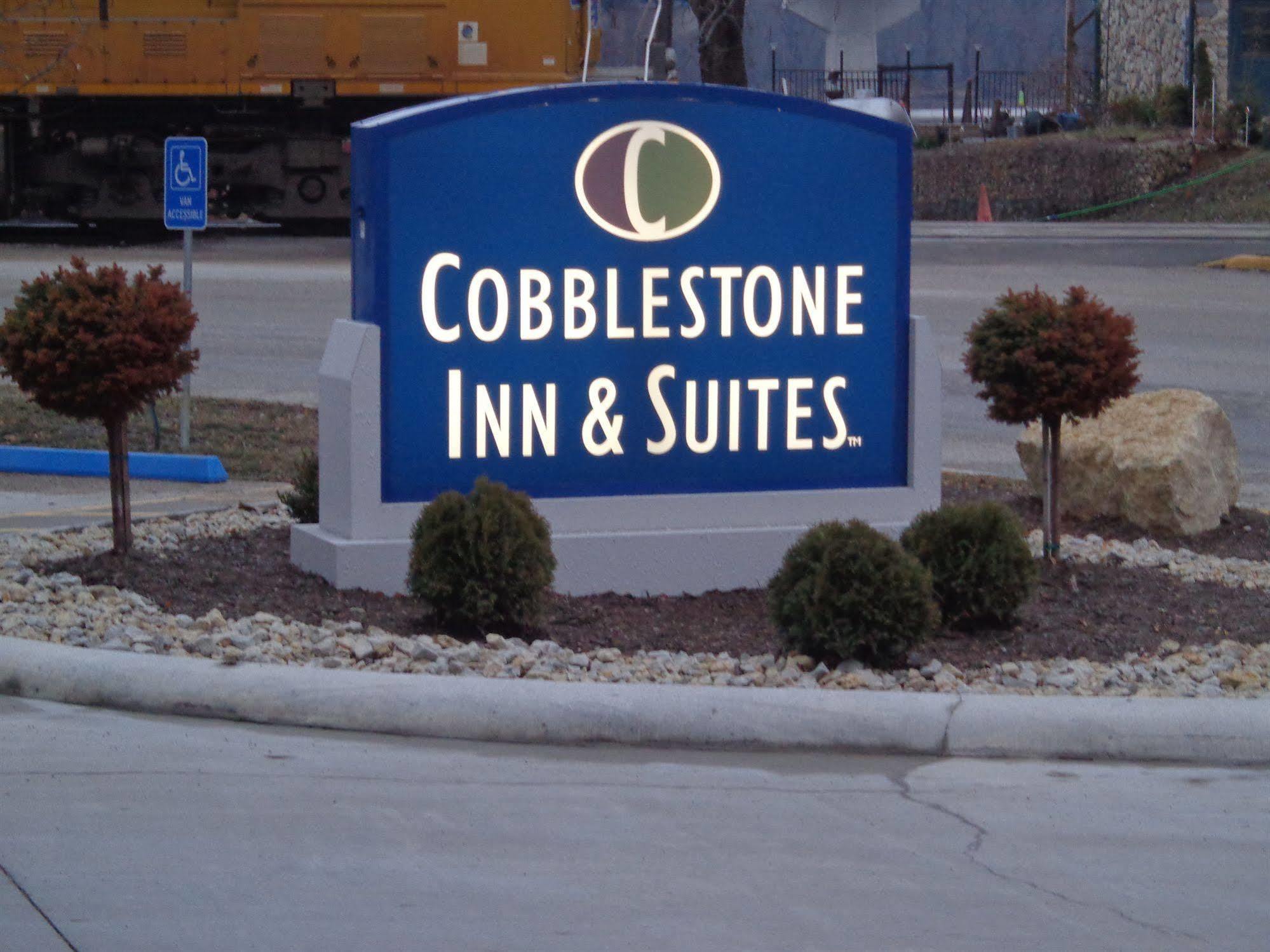 Cobblestone Inn & Suites - Marquette Exteriör bild