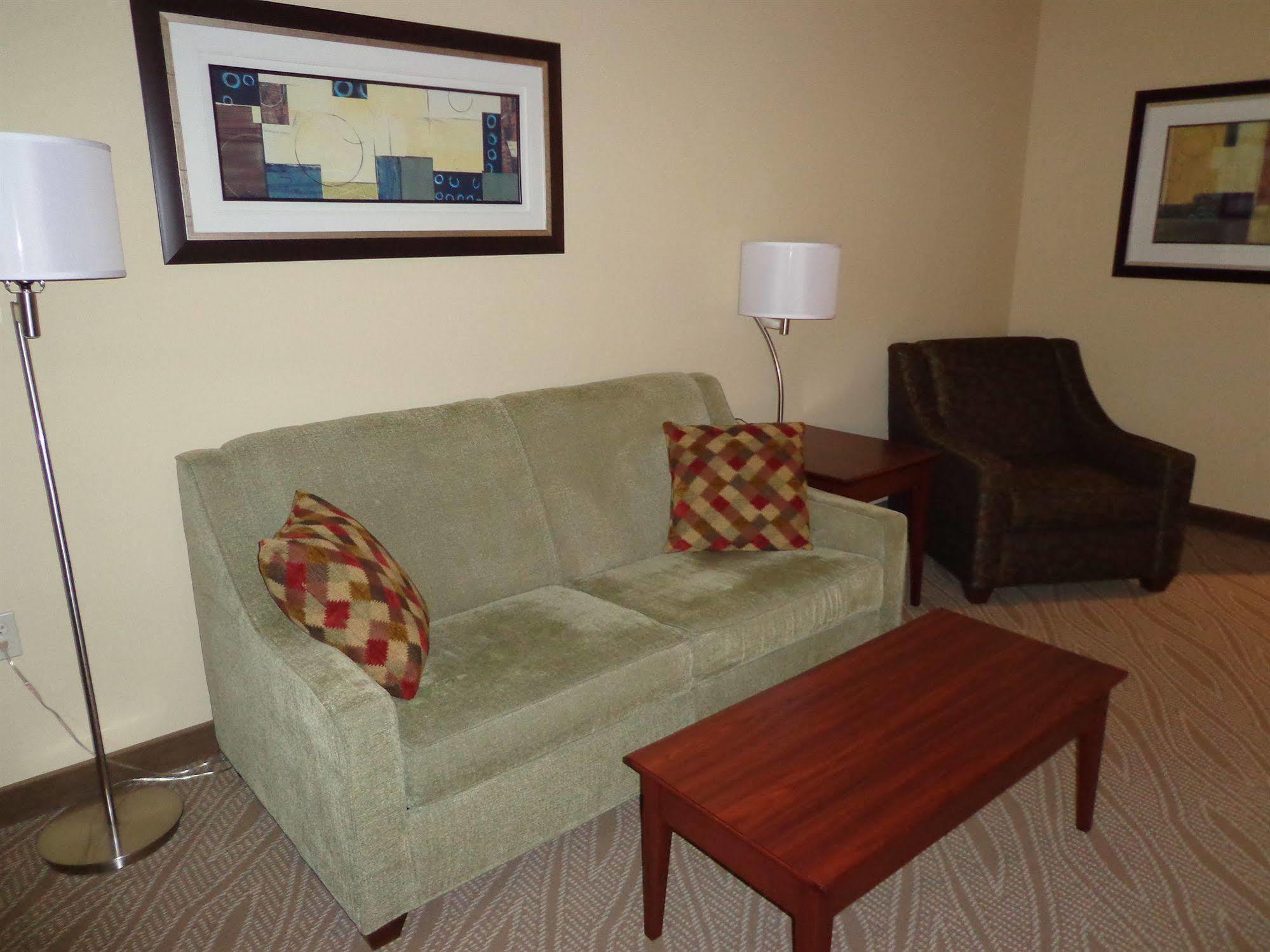 Cobblestone Inn & Suites - Marquette Exteriör bild