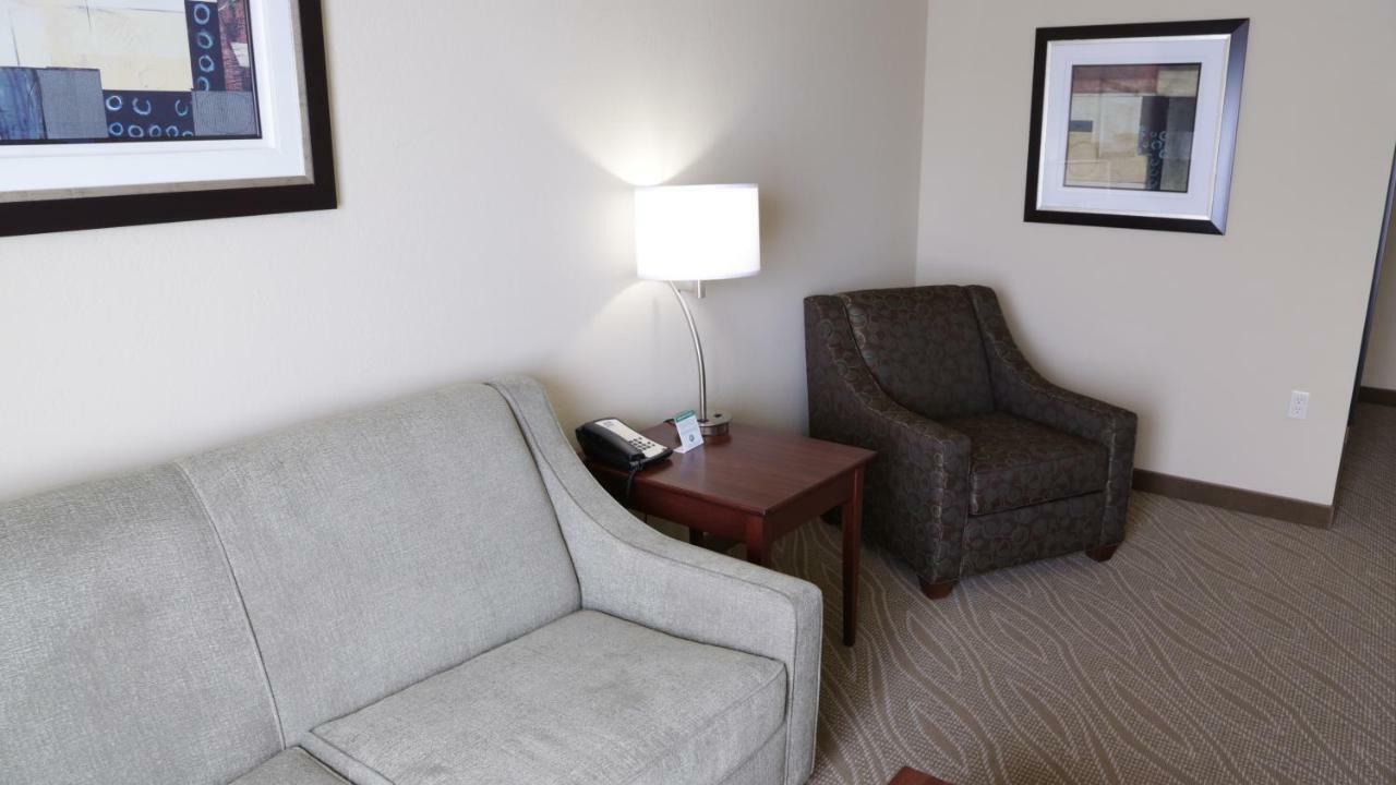 Cobblestone Inn & Suites - Marquette Exteriör bild